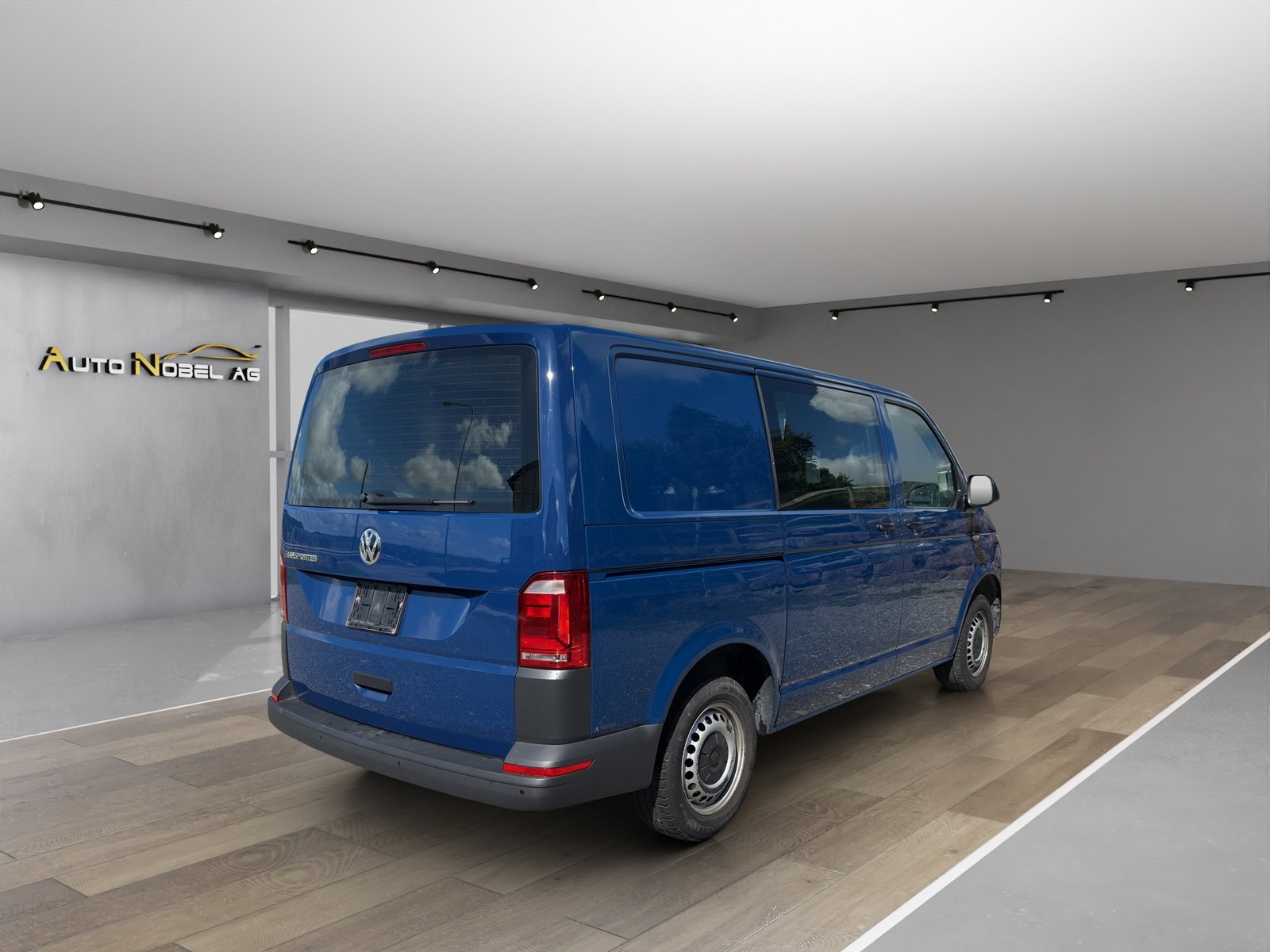 VW T6 2.0 TDI Euro 6, Diesel, Second hand / Used, Manual - 6