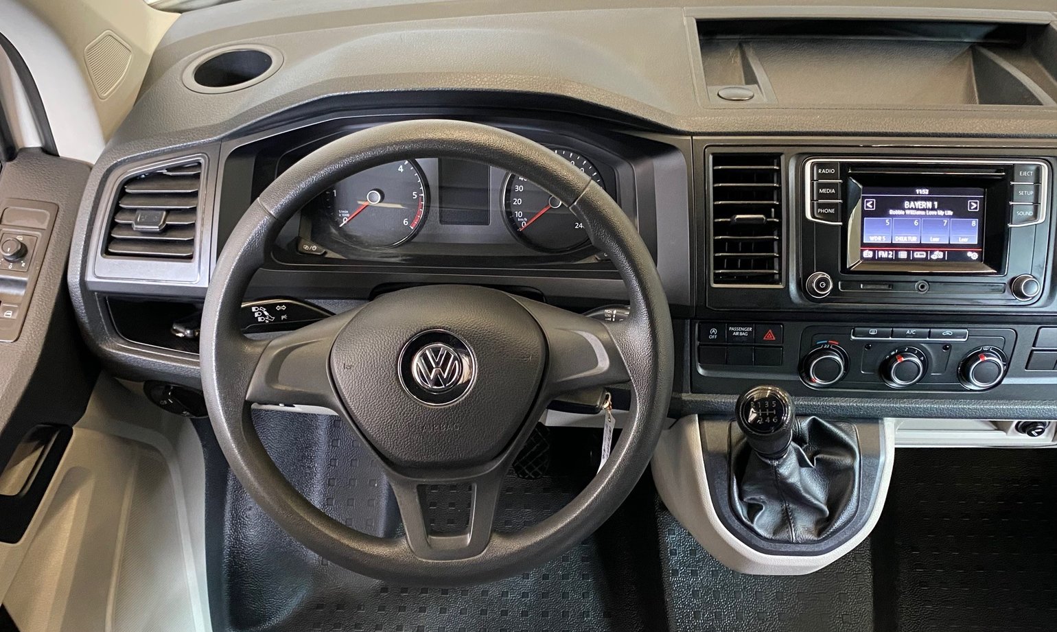 VW T6 2.0 TDI 4Motion Allrad Doppelkabine DOKA, Diesel, Occasioni / Usate, Manuale - 4