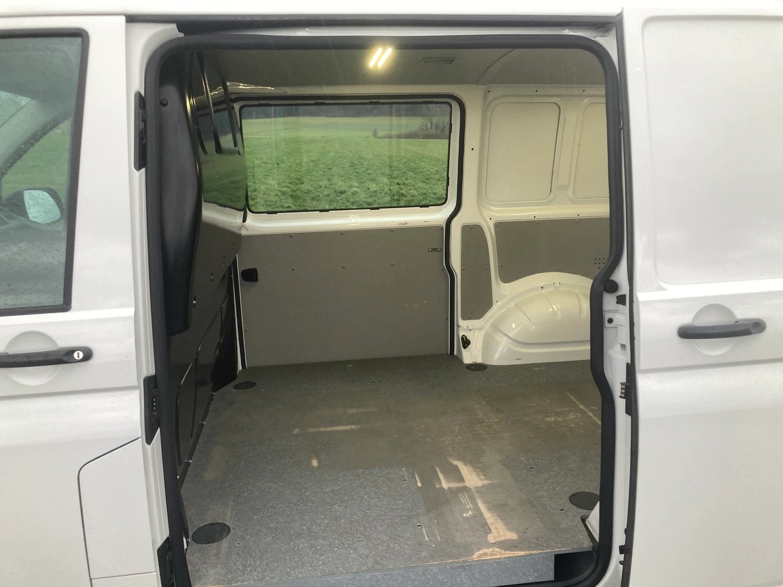 VW T6 2.0 TDI 4Motion DSG 2 Schiebetüren, Diesel, Occasion / Gebraucht, Handschaltung - 7
