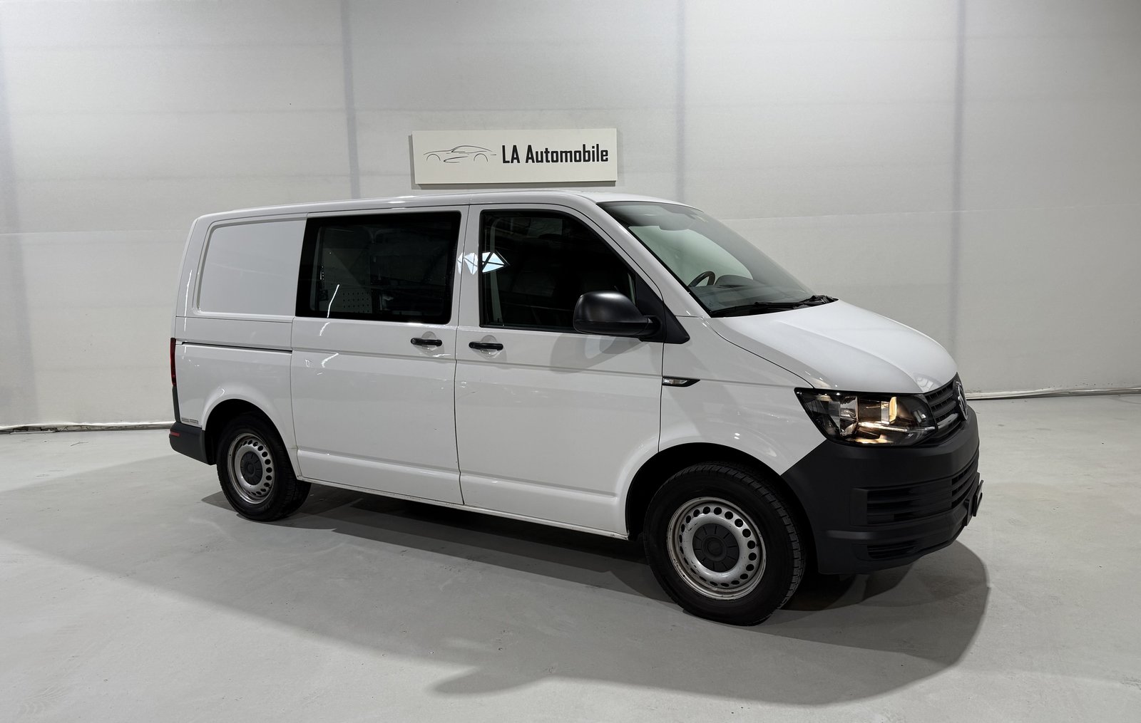 VW T6 2.0 TDI Entry inklusive Werkzeugeinrichtung (CH Fahrze, Diesel, Occasion / Utilisé, Manuelle - 6