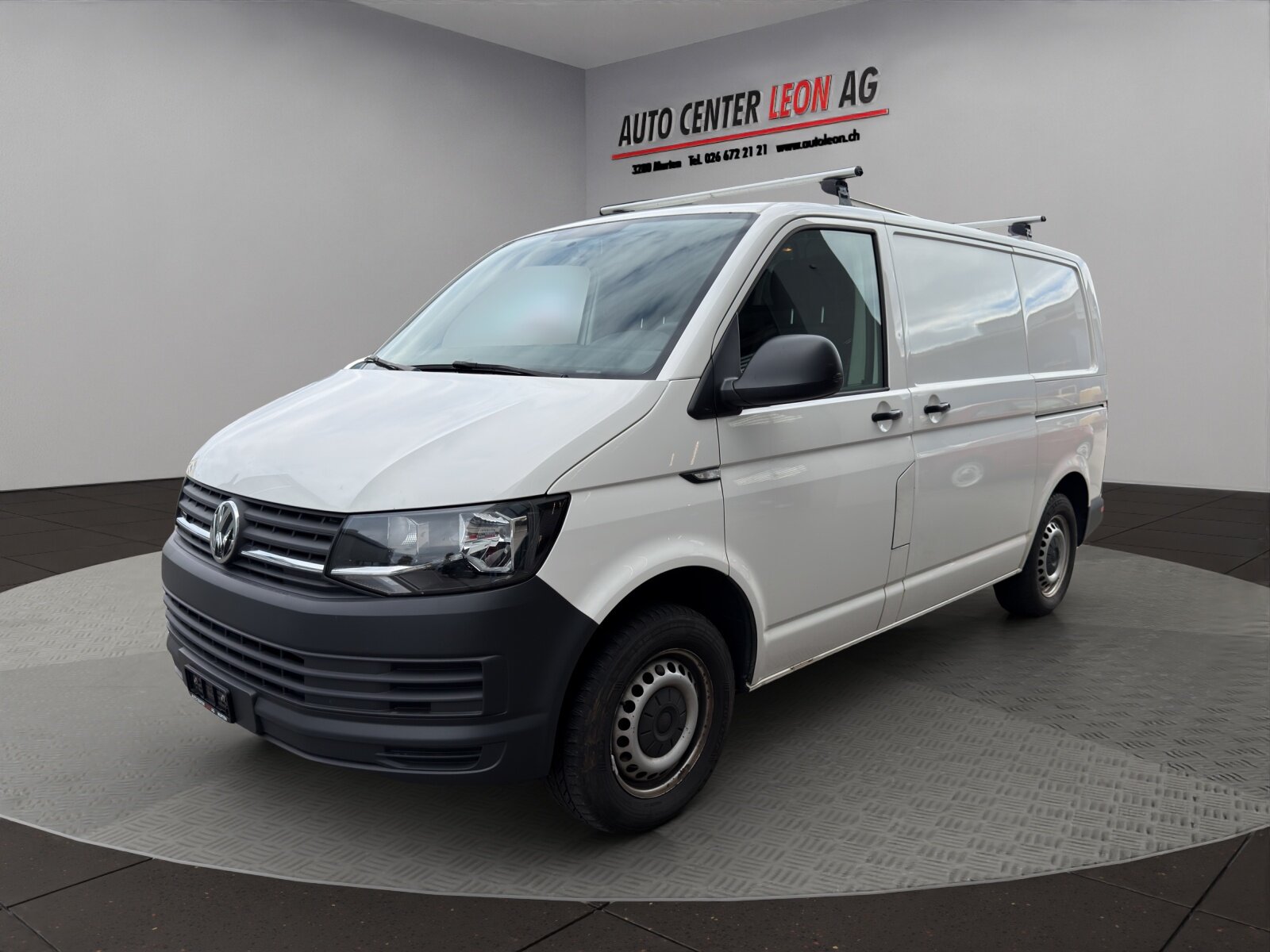 VW T6 2.0 TDI 4Motion, Diesel, Second hand / Used, Manual - 2