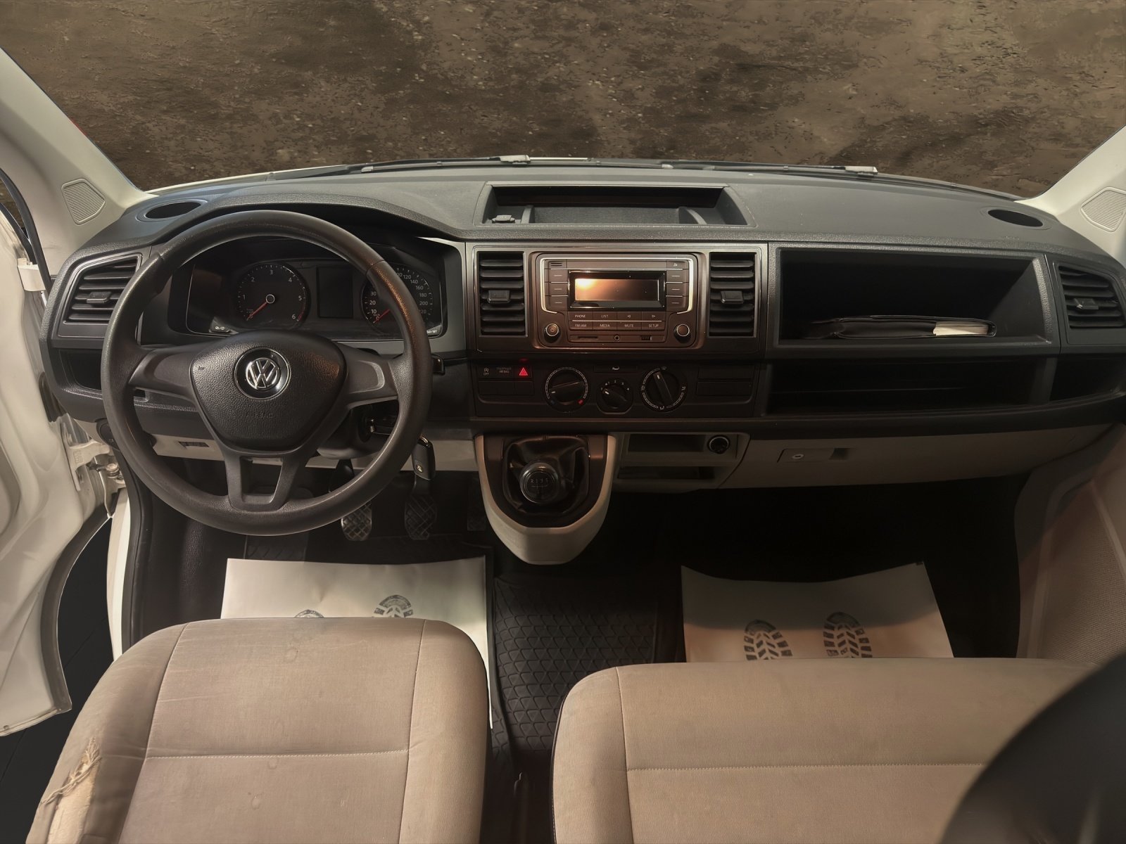 VW VW T6 2.0 TDI Euro 6, Diesel, Occasion / Gebraucht, Handschaltung - 4