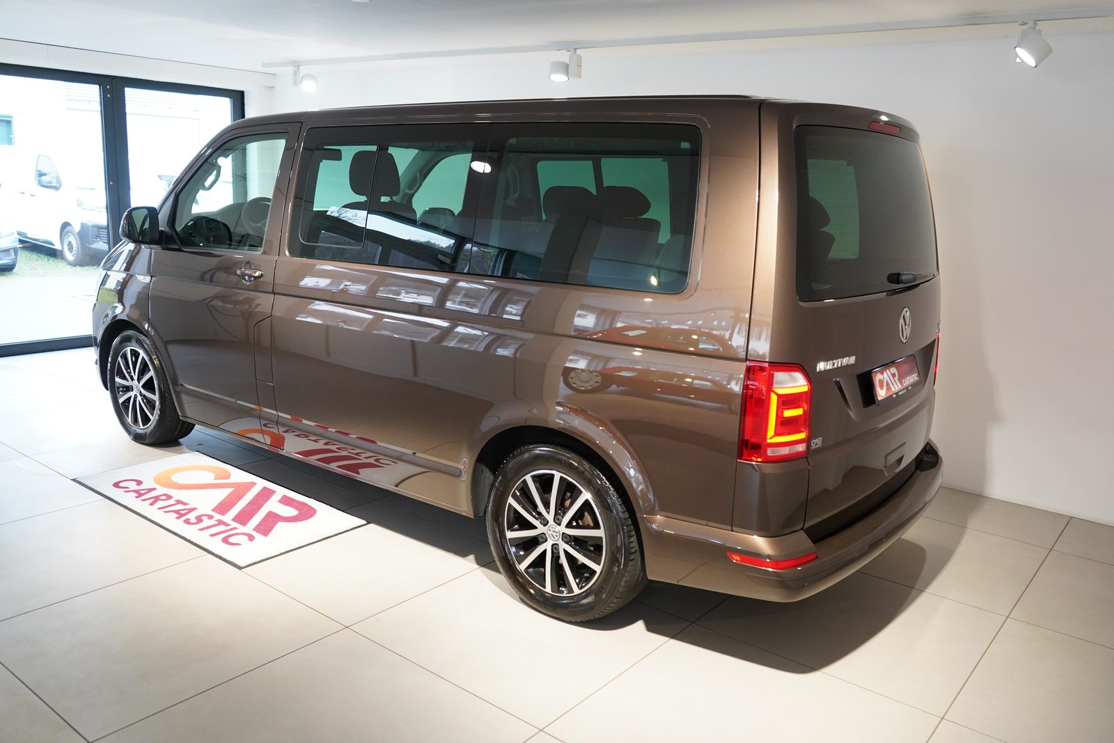 VW T6 Multivan 2.0 TDI 204 Comfortline DSG 4m, Diesel, Second hand / Used, Automatic - 3