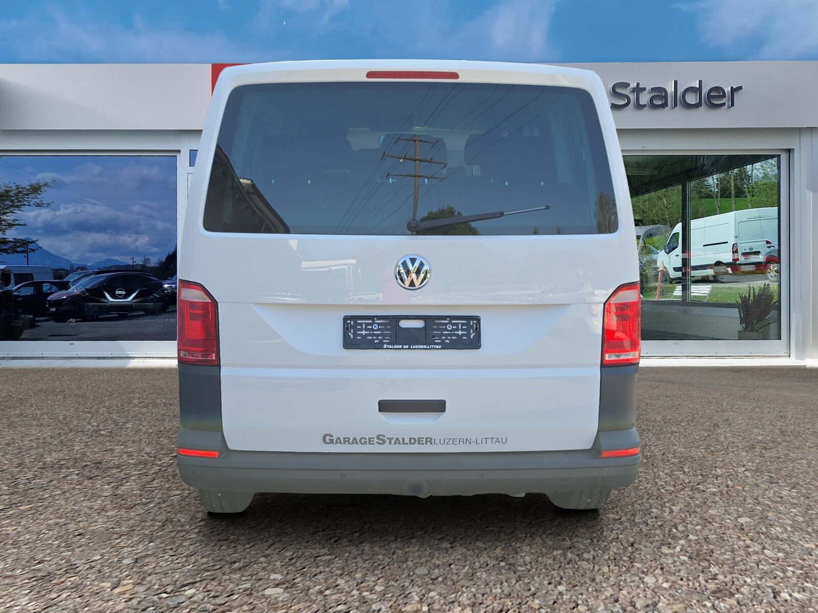 VW T6 2.0 TDI / 9 Plätzer, Diesel, Second hand / Used, Manual - 5