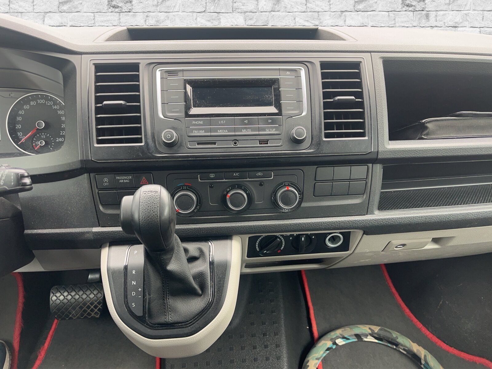 VW T6 2.0 TDI DSG 9 Places, Diesel, Occasion / Gebraucht, Automatik - 5