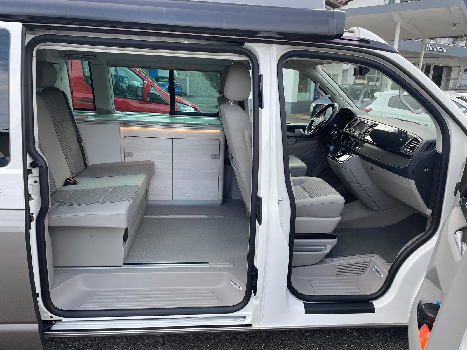 VW T6 California 3000 2.0 TDI 150 Coast DSG, Diesel, Occasion / Gebraucht, Automatik - 4