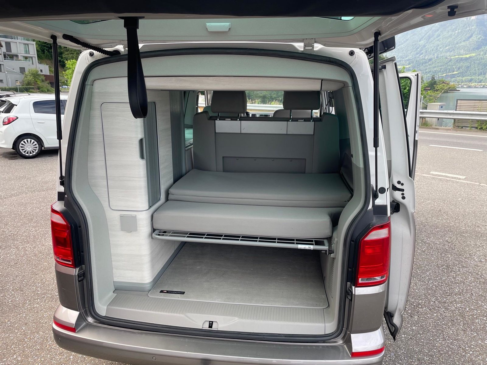 VW T6 California 3000 2.0 TDI 150 Coast DSG, Diesel, Occasion / Gebraucht, Automatik - 7
