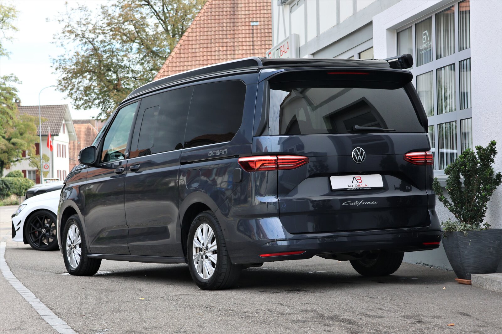 VW T7 California 2.0 TDI Ocean (CH) + 2.0T AHK, Diesel, Occasion / Utilisé, Automatique - 3