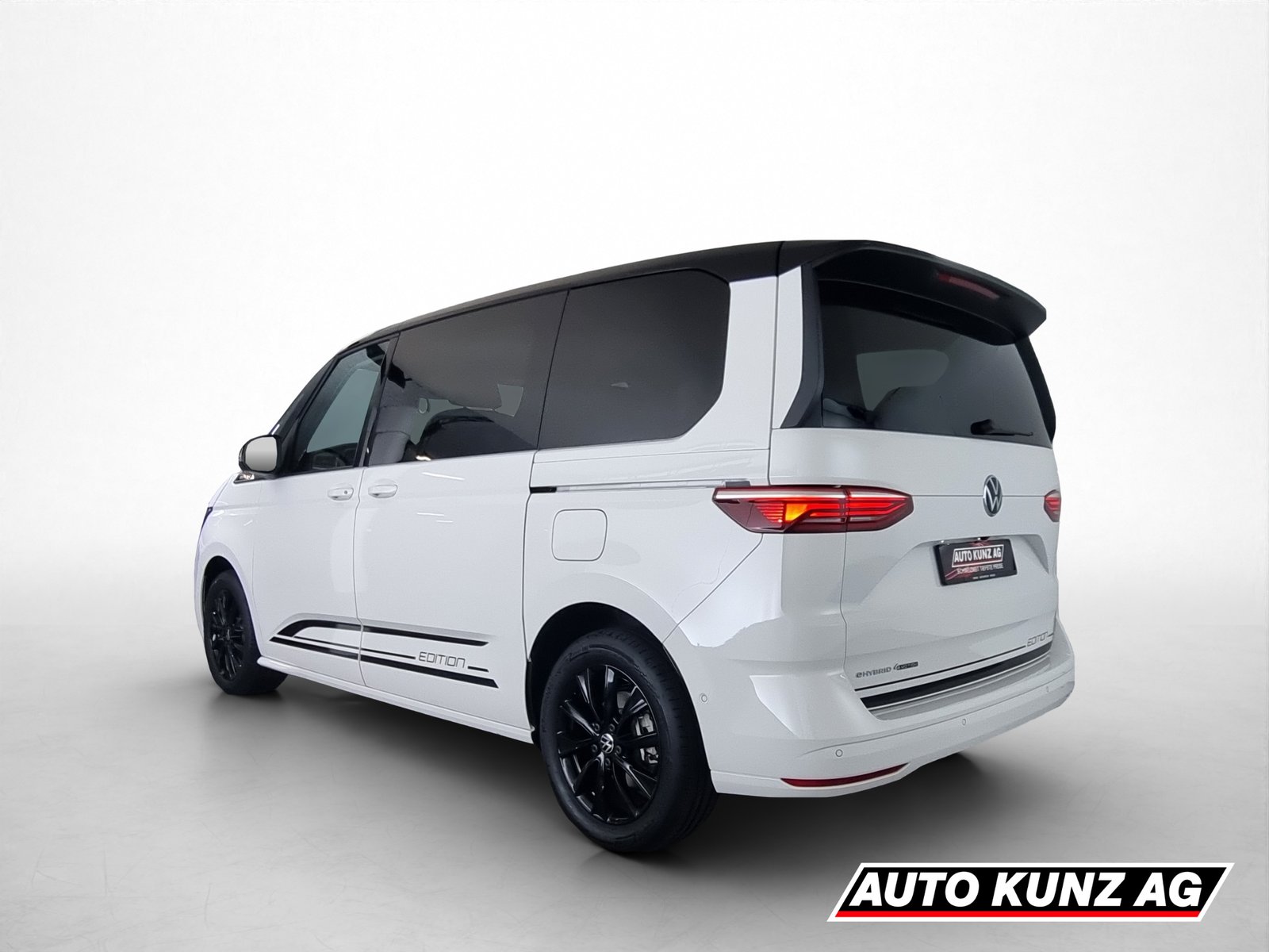 VW T7 Multivan 1.5 TSI eHybrid DSG 4motion kurz Editi, Plug-in-Hybrid Benzina/Elettrica, Auto nuove, Automatico - 4