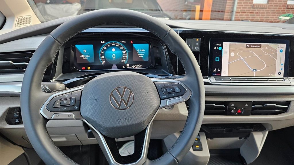 VW T7 MULTIVAN EDITION DSG, Diesel, Occasion / Utilisé, Automatique - 5