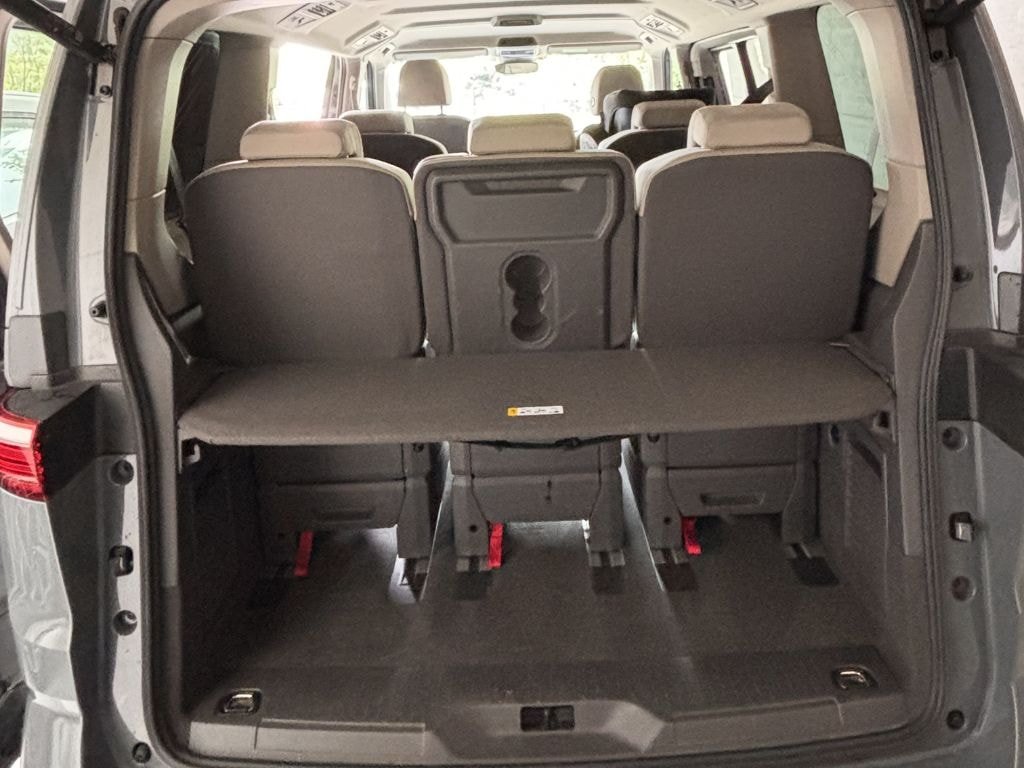 VW T7 MULTIVAN, Voll-Hybrid Benzin/Elektro, Occasion / Gebraucht, Automatik - 2
