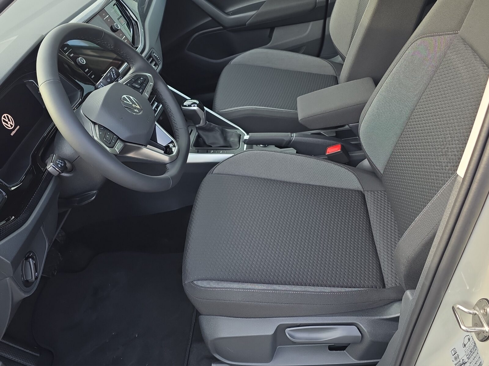 VW Taigo UNITED, Petrol, New car, Automatic - 4