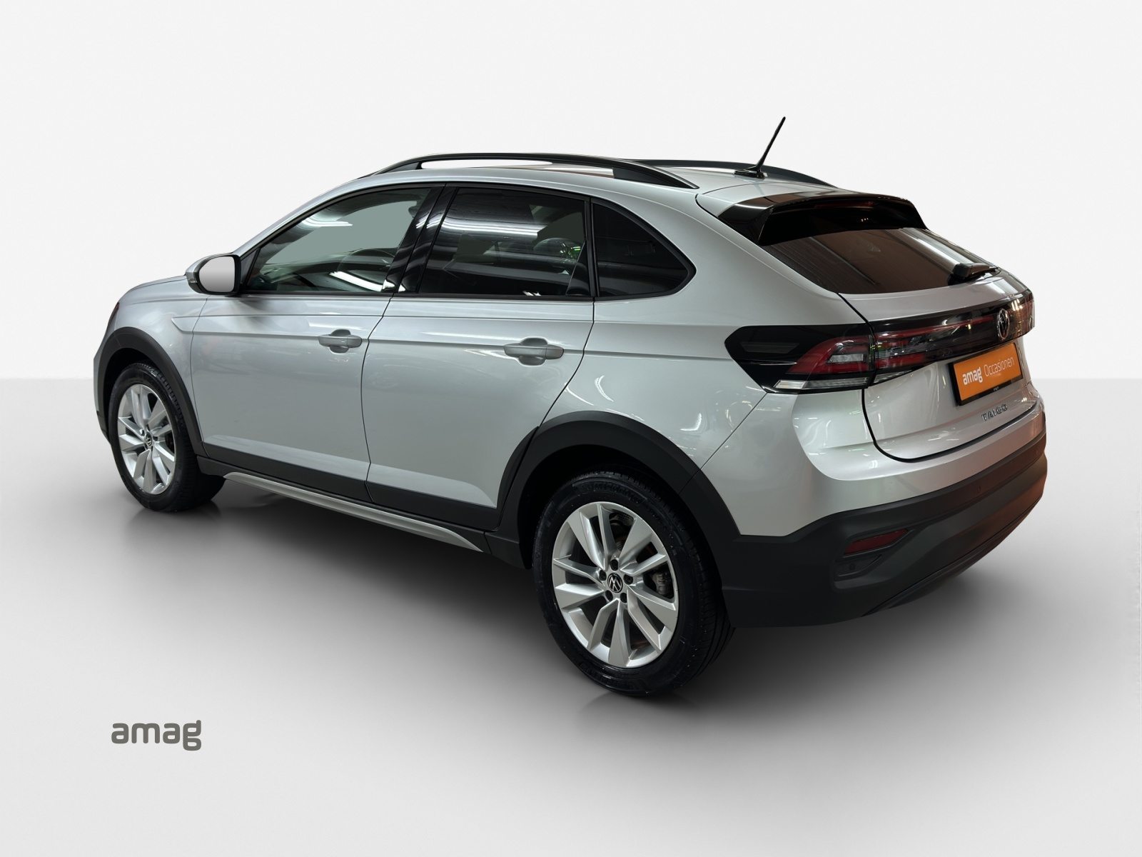 VW Taigo UNITED, Benzin, Occasion / Gebraucht, Automatik - 3