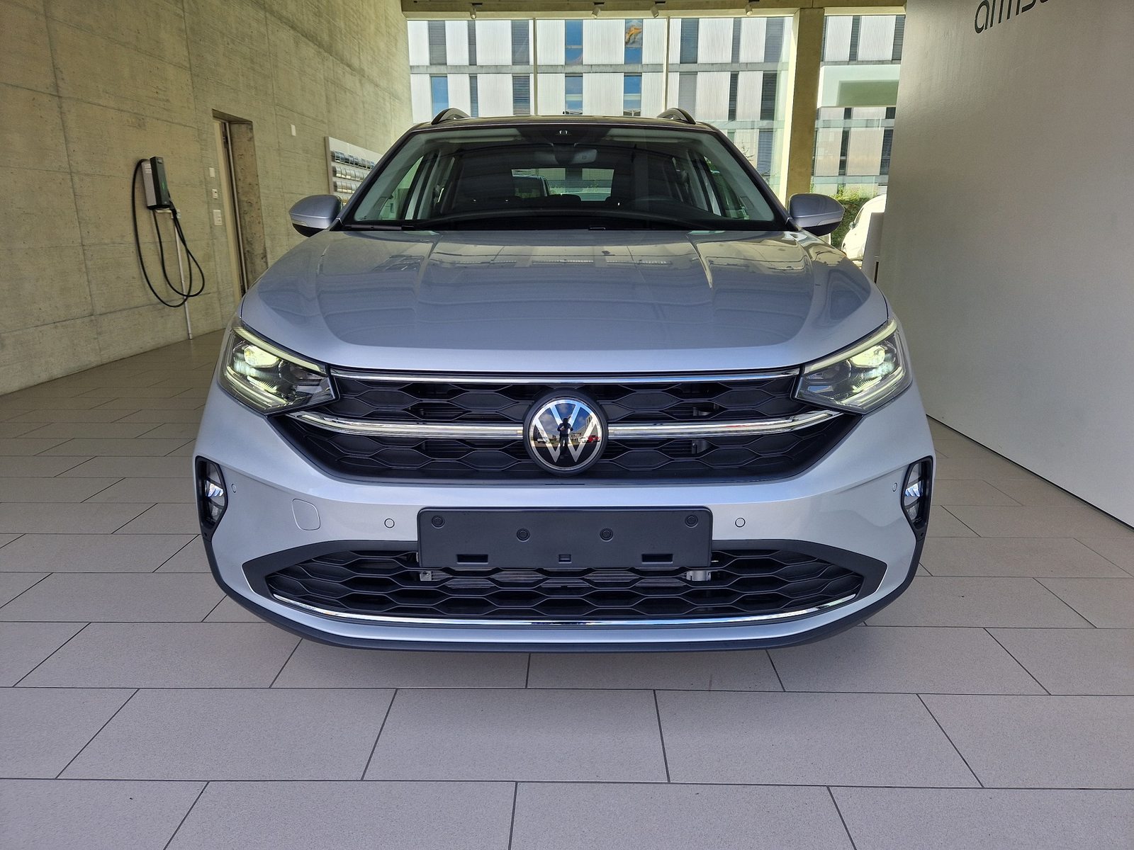 VW Taigo UNITED, Petrol, Second hand / Used, Automatic - 2