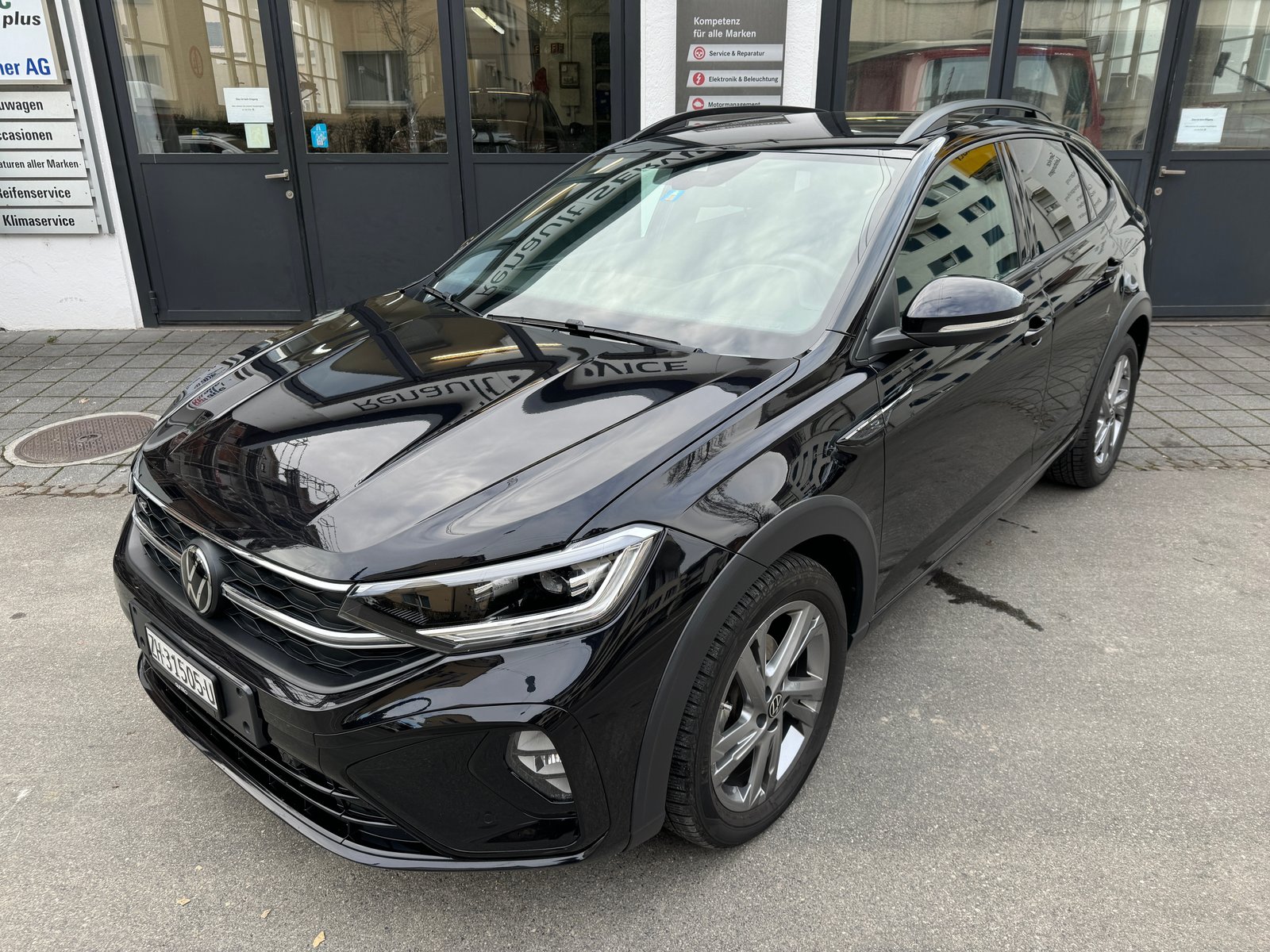 VW Taigo 1.0 TSI R-Line DSG, Benzin, Occasion / Gebraucht, Automatik - 2