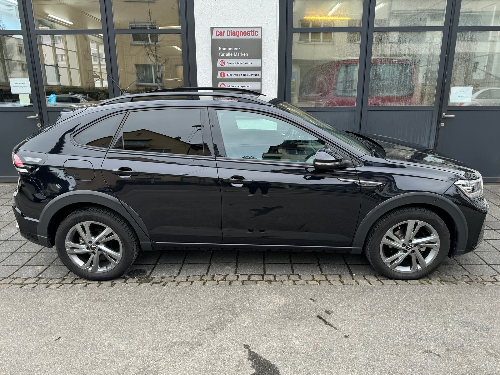 VW Taigo 1.0 TSI R-Line DSG, Benzin, Occasion / Gebraucht, Automatik - 4