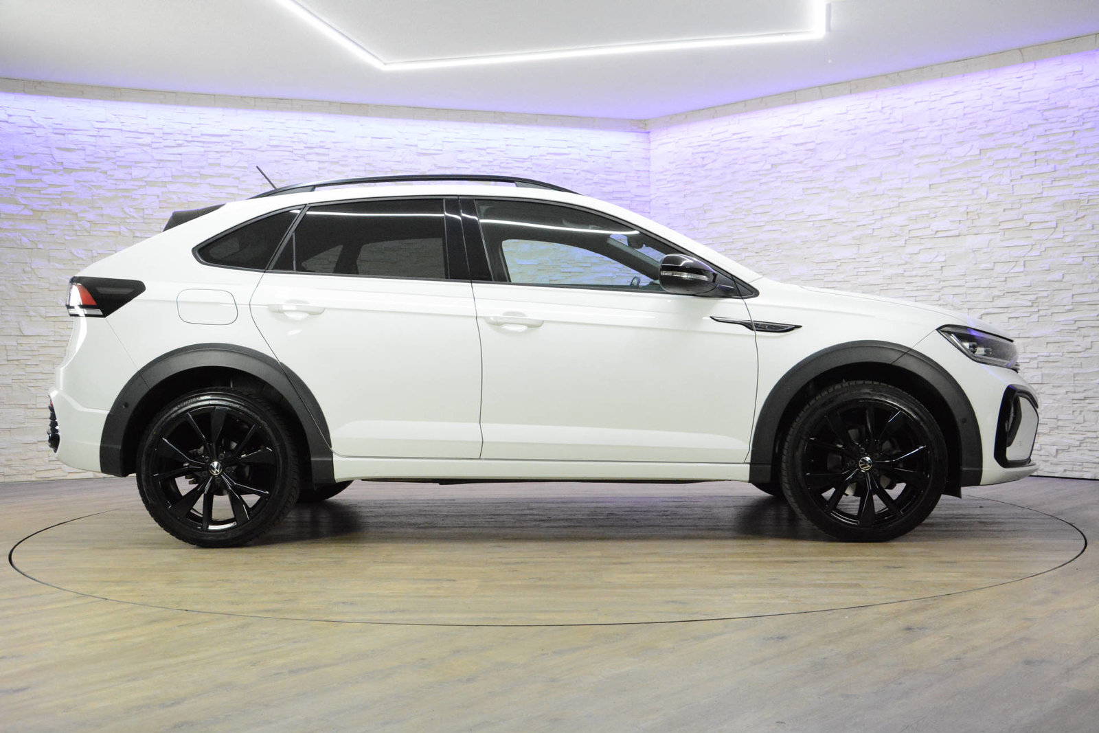 VW Taigo 1.0 TSI R-Line DSG, Essence, Occasion / Utilisé, Automatique - 5