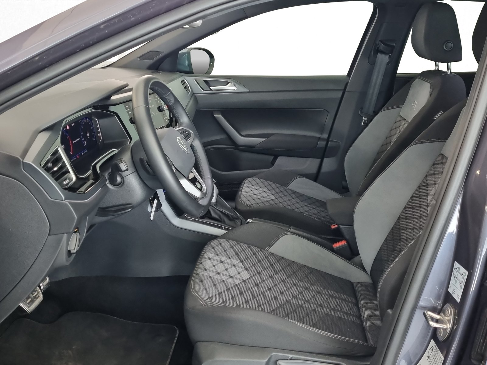 VW Taigo 1.5 TSI R-Line DSG, Benzin, Occasion / Gebraucht, Automatik - 5