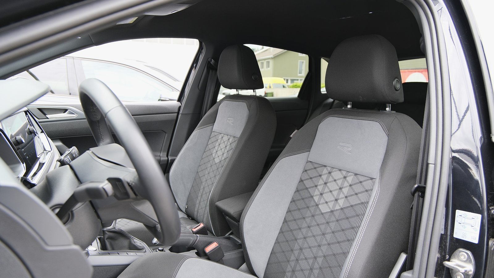 VW Taigo 1.0 TSI R-Line DSG, Benzin, Occasion / Gebraucht, Automatik - 5