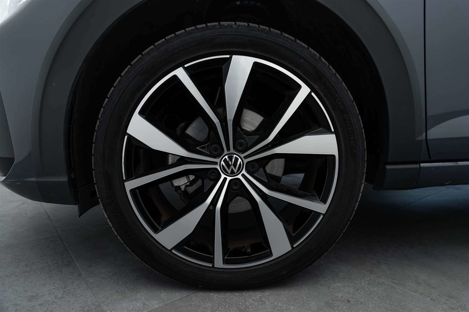VW Taigo 1.0 TSi R-Line DSG-Automat, Benzin, Occasion / Gebraucht, Automatik - 6