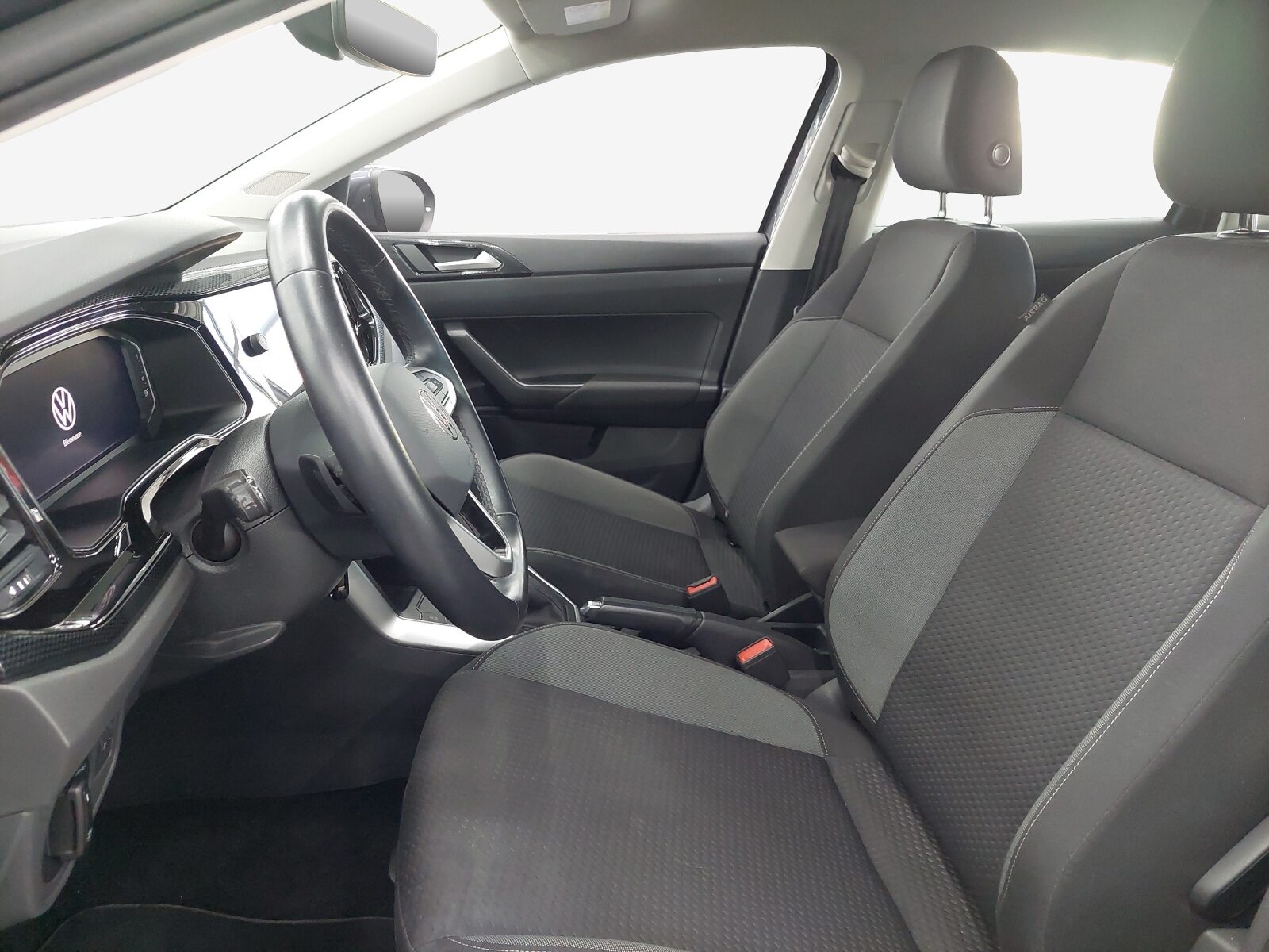 VW Taigo Life, Petrol, Second hand / Used, Automatic - 7