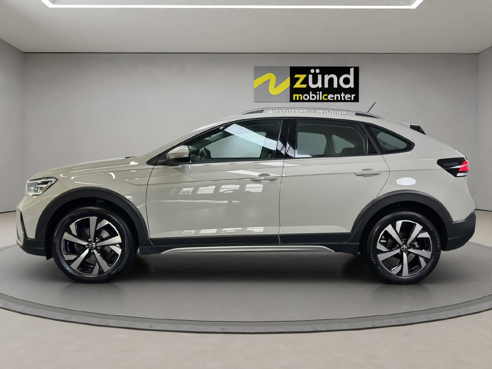 VW Taigo 1.0 TSI Style DSG, Petrol, Second hand / Used, Automatic - 2