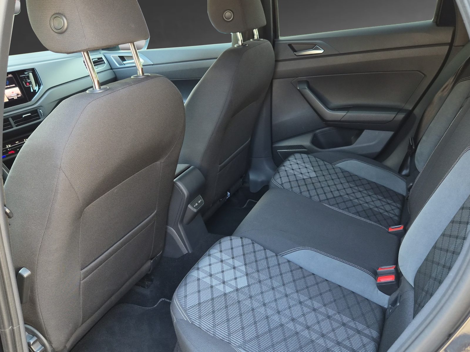 VW Taigo R-Line, Essence, Occasion / Utilisé, Automatique - 7