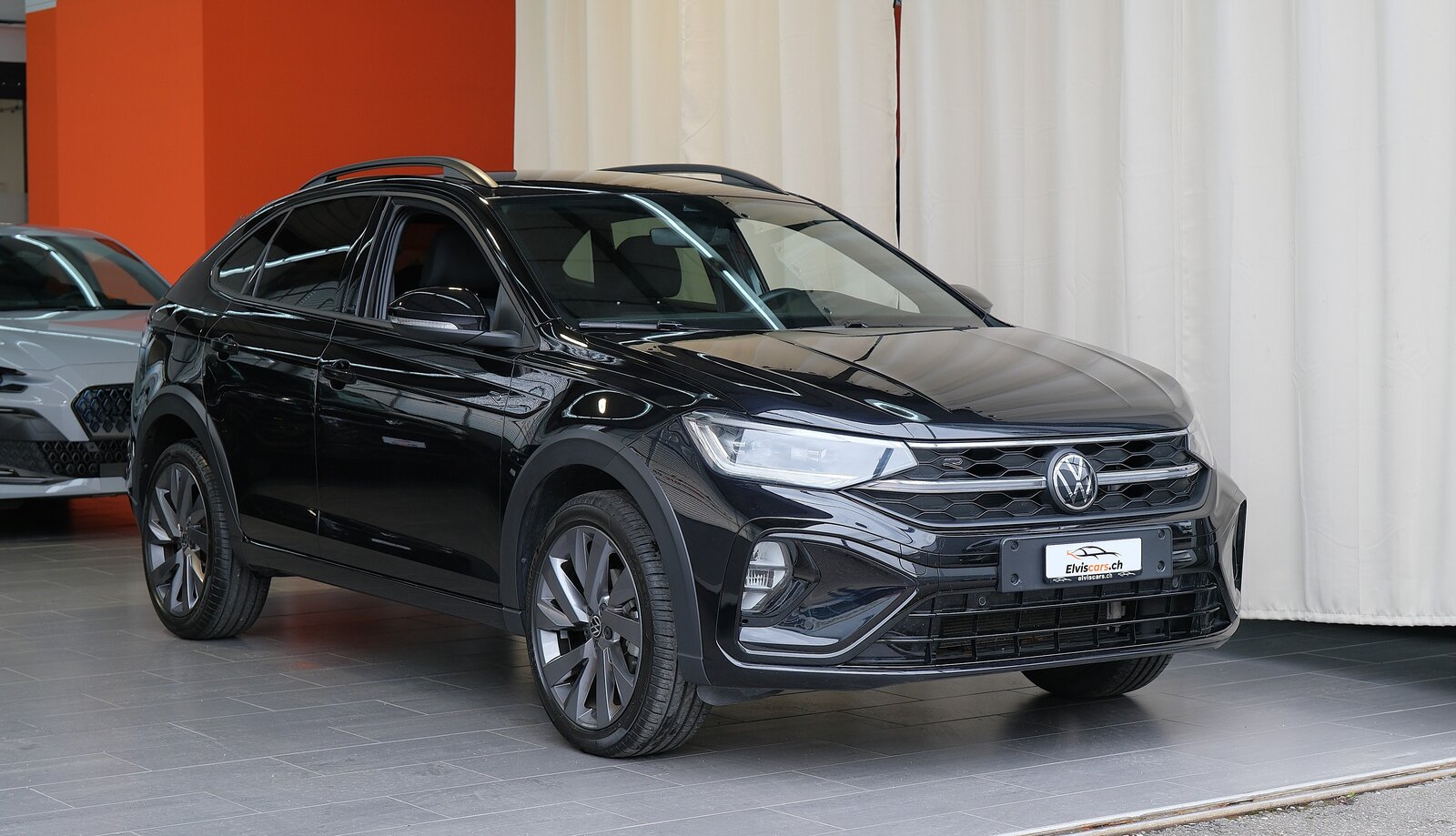 VW Taigo 1.0 TSI R-Line DSG, Petrol, Second hand / Used, Automatic - 2