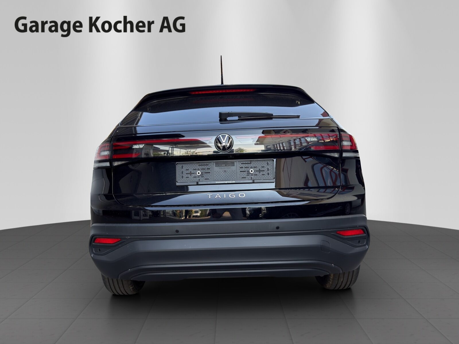 VW Taigo UNITED, Petrol, Ex-demonstrator, Automatic - 4