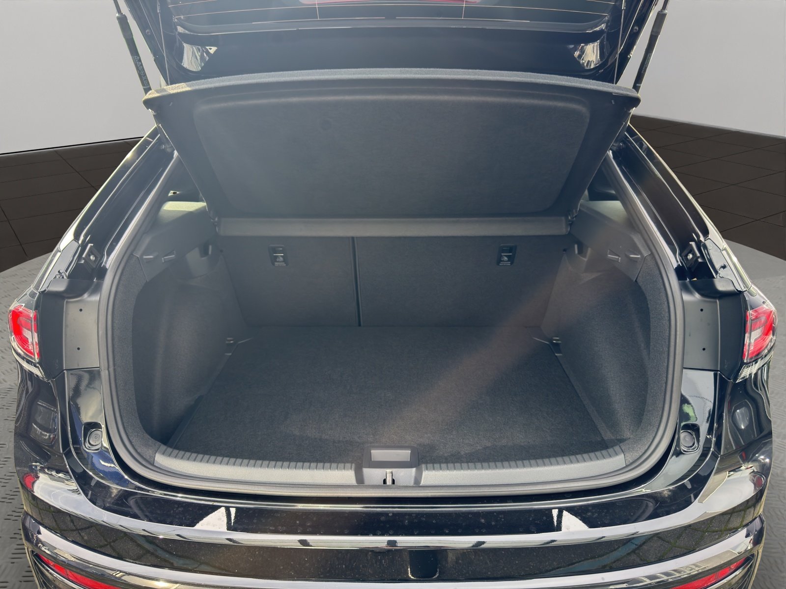 VW Taigo 1.0 TSI R-Line DSG, Essence, Voiture nouvelle, Automatique - 6