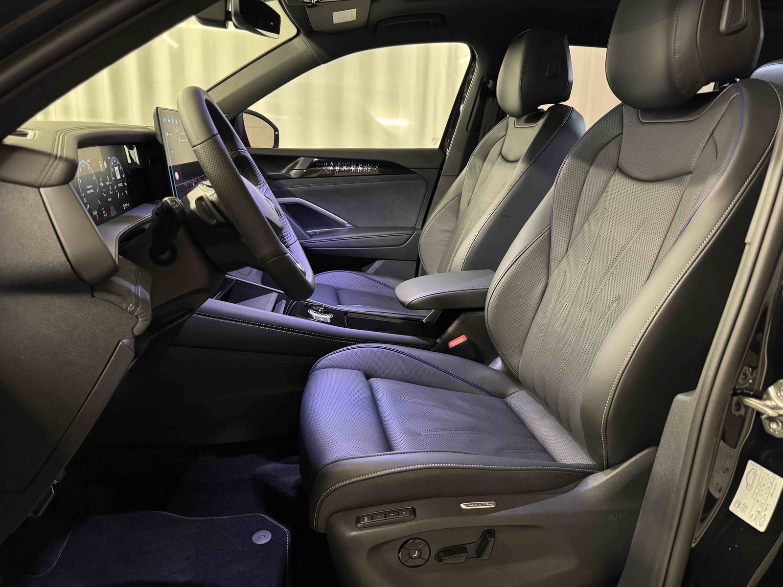 VW Tayron R-Line, Petrol, New car, Automatic - 7