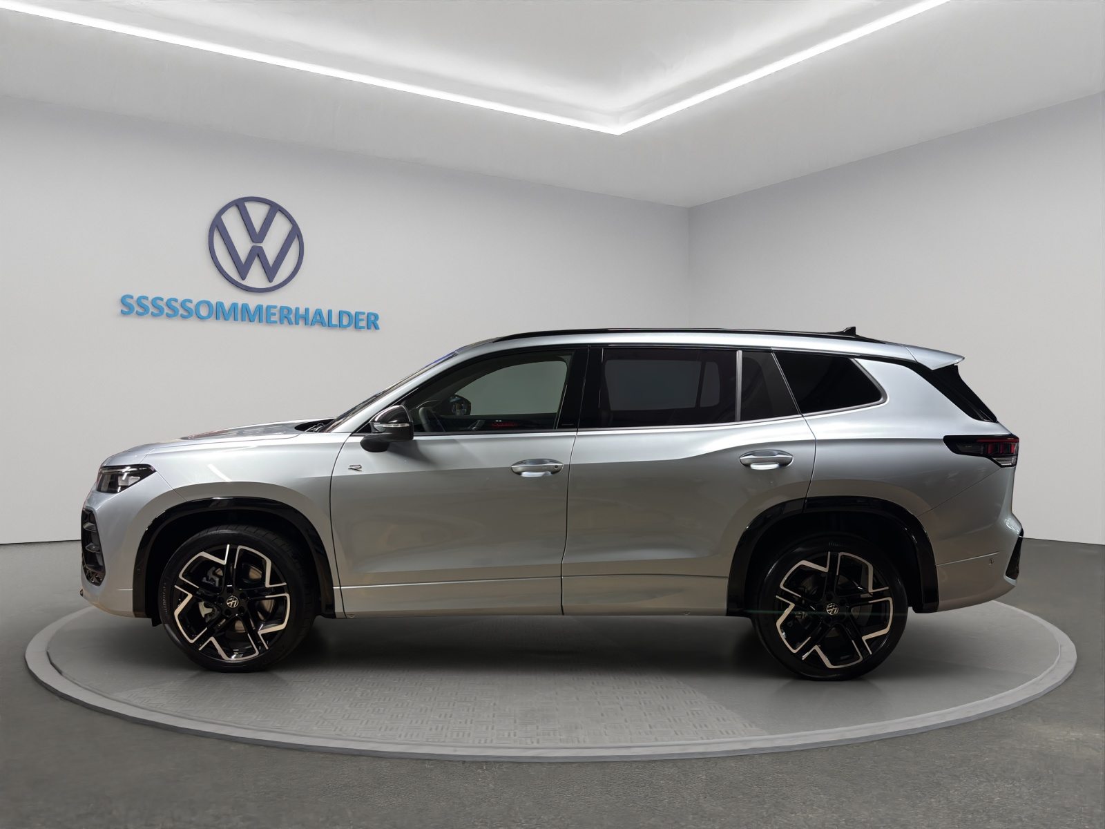 VW Tayron R-Line, Petrol, New car, Automatic - 2