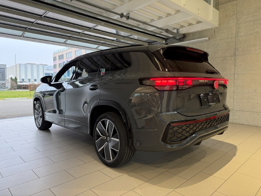 VW Tayron R-Line, Benzin, Neuwagen, Automatik - 2