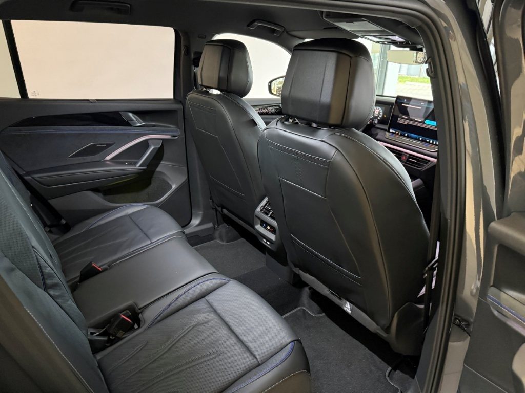 VW Tayron R-Line, Benzin, Neuwagen, Automatik - 5