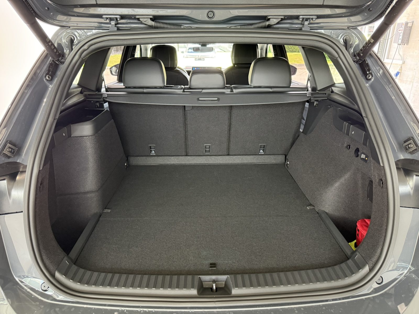 VW Tayron R-Line, Hybride Intégral Essence/Électricité, Voiture nouvelle, Automatique - 6
