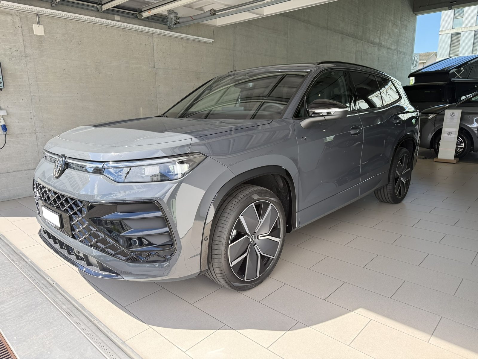 VW Tayron R-Line UNITED, Benzin, Neuwagen, Automatik - 3