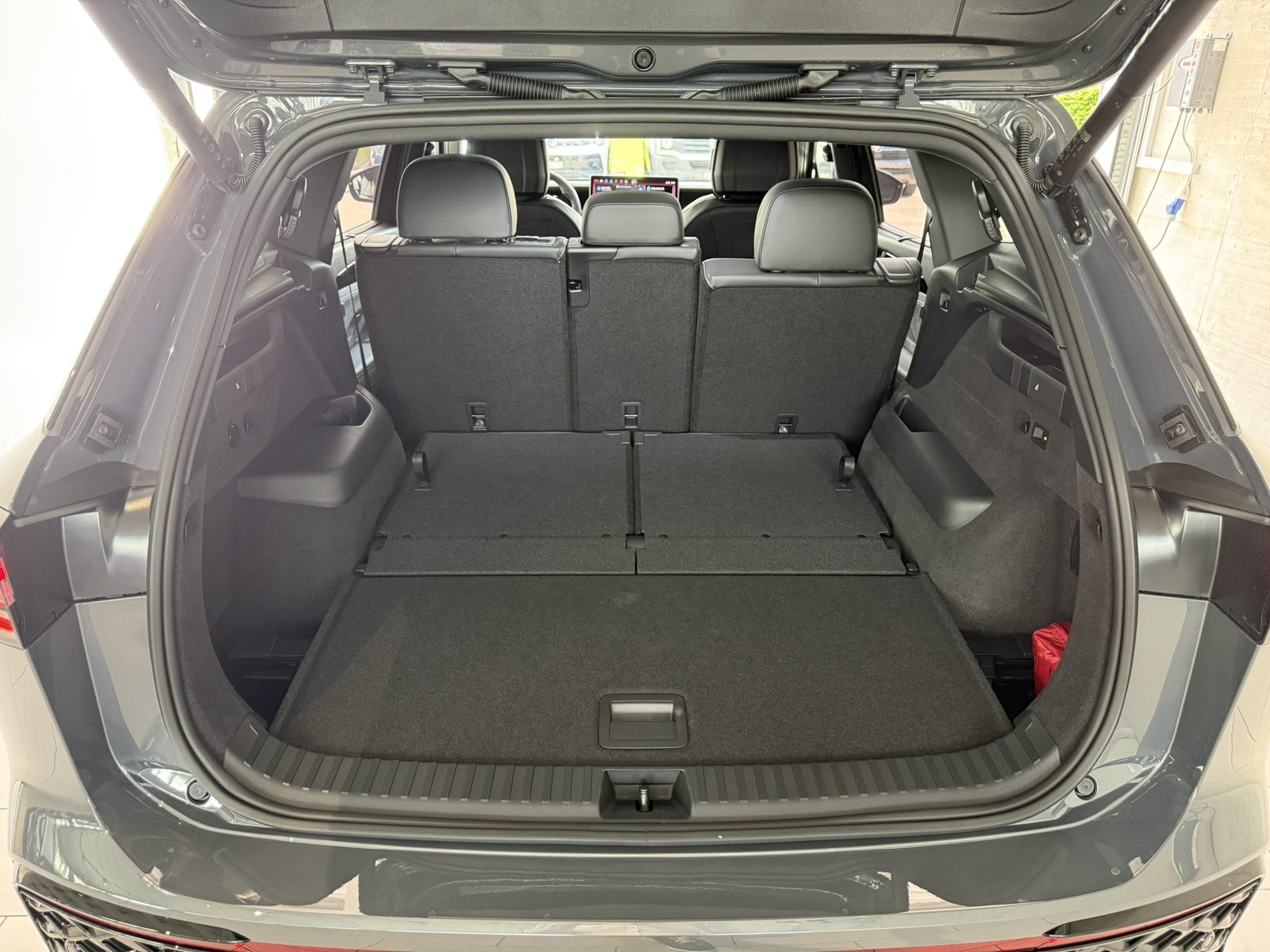 VW Tayron R-Line UNITED, Benzin, Neuwagen, Automatik - 7