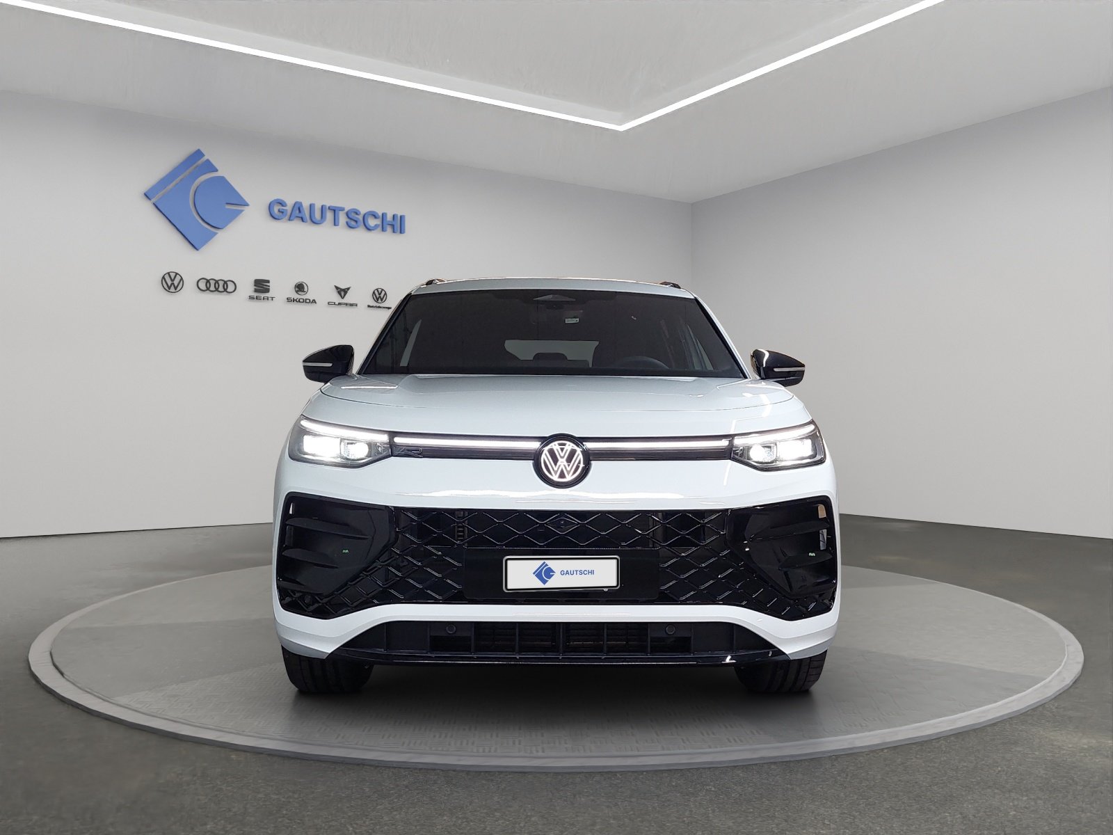 VW Tayron 2.0 TSI R-Line DSG 4Motion, Mild-Hybrid Petrol/Electric, New car, Automatic - 5