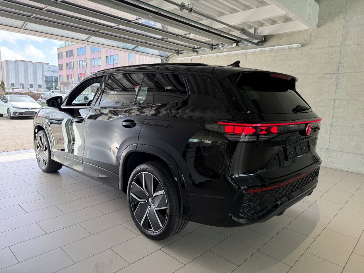 VW Tayron R-Line Plus, Benzin, Neuwagen, Automatik - 2