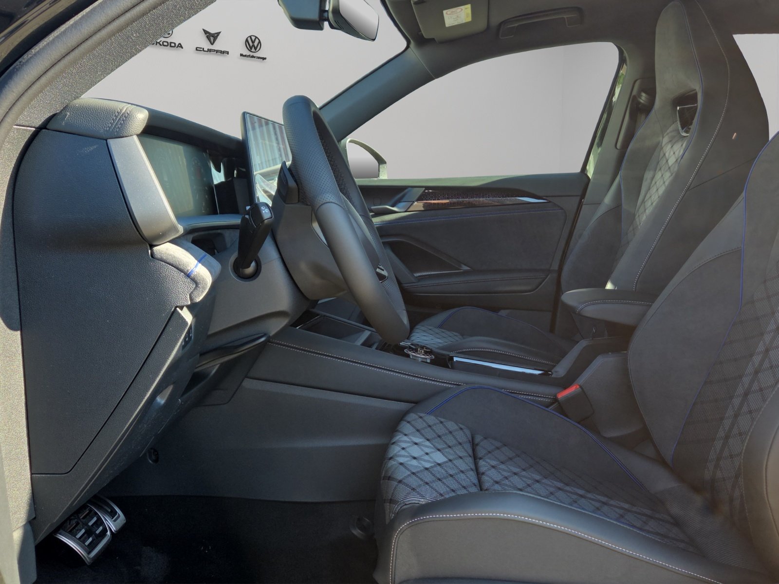 VW Tayron 2.0 TSI R-Line DSG 4Motion, Mild-Hybrid Benzin/Elektro, Neuwagen, Automatik - 6