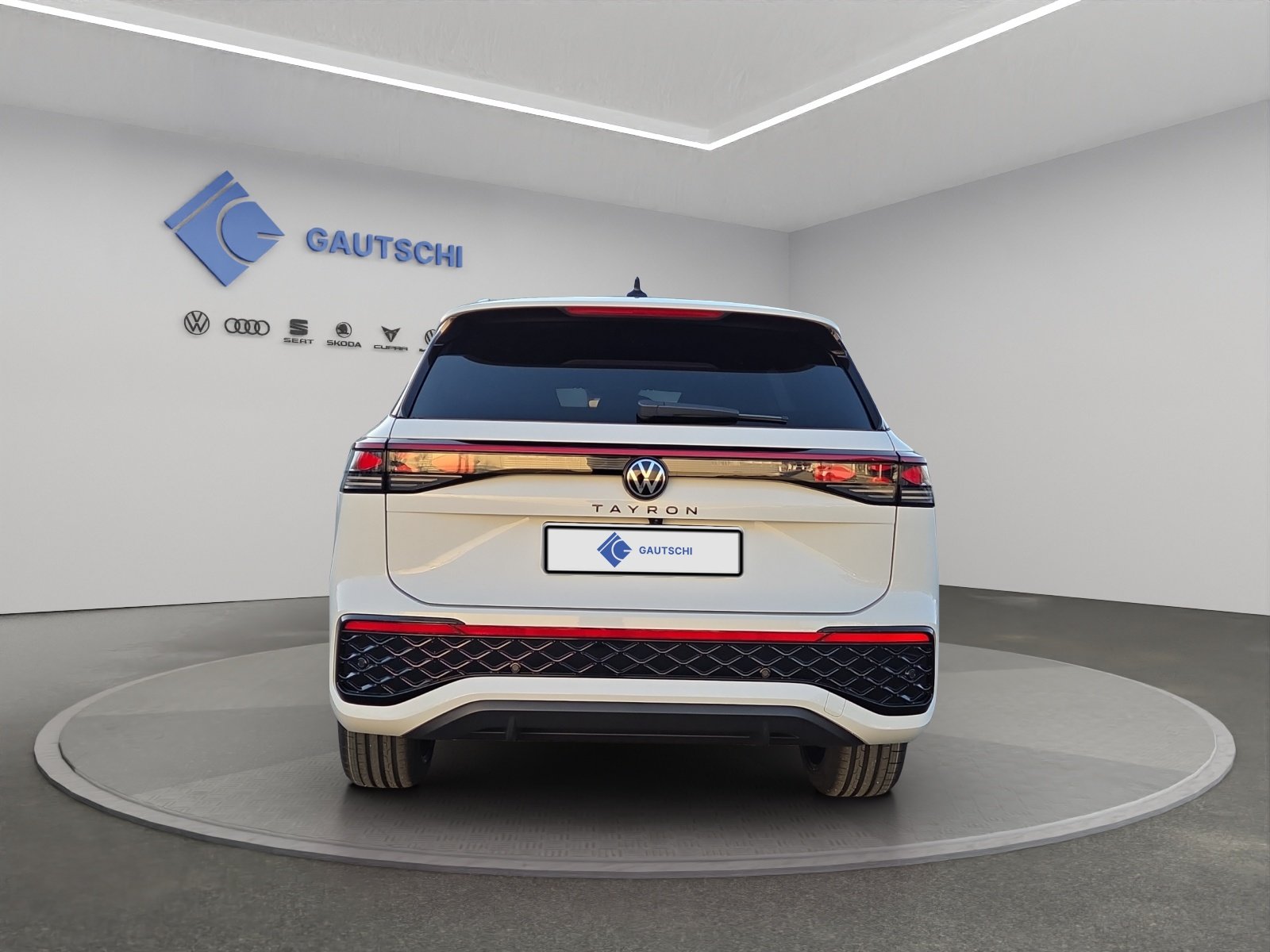 VW Tayron 2.0 TSI R-Line DSG 4Motion, Mild-Hybrid Petrol/Electric, New car, Automatic - 4