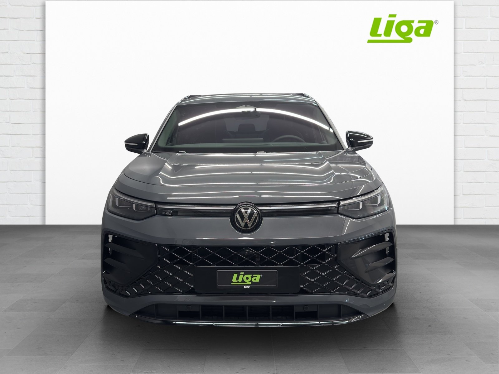 VW Tayron 2.0 TSI R-Line DSG 4motion, Petrol, New car, Automatic - 2