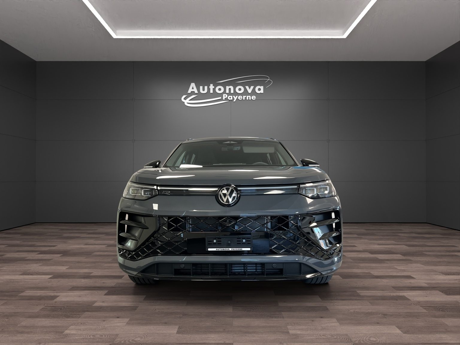 VW Tayron R-Line, Petrol, New car, Automatic - 2