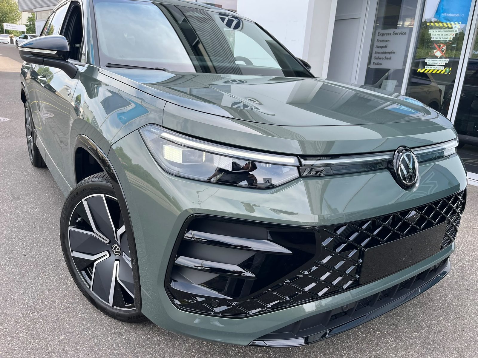 VW Tayron R-Line UNITED, Benzina, Auto nuove, Automatico - 2