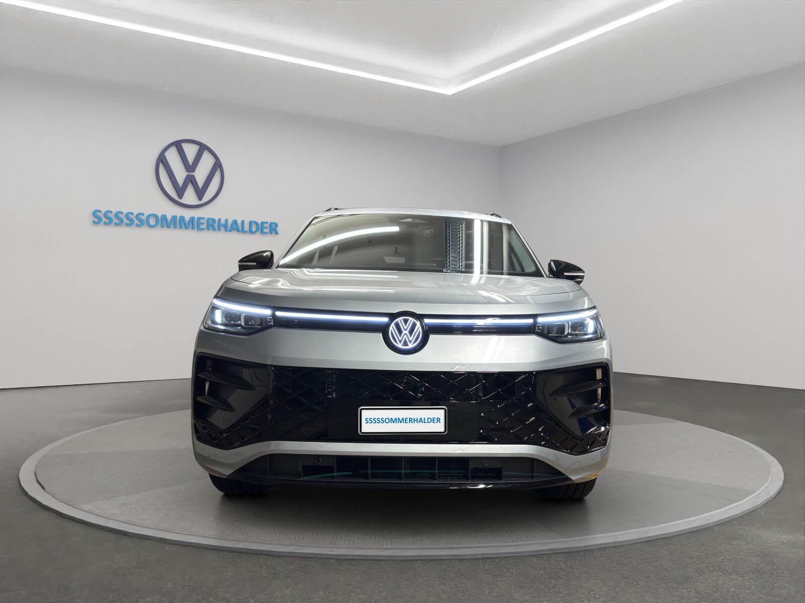 VW Tayron R-Line UNITED, Petrol, New car, Automatic - 5