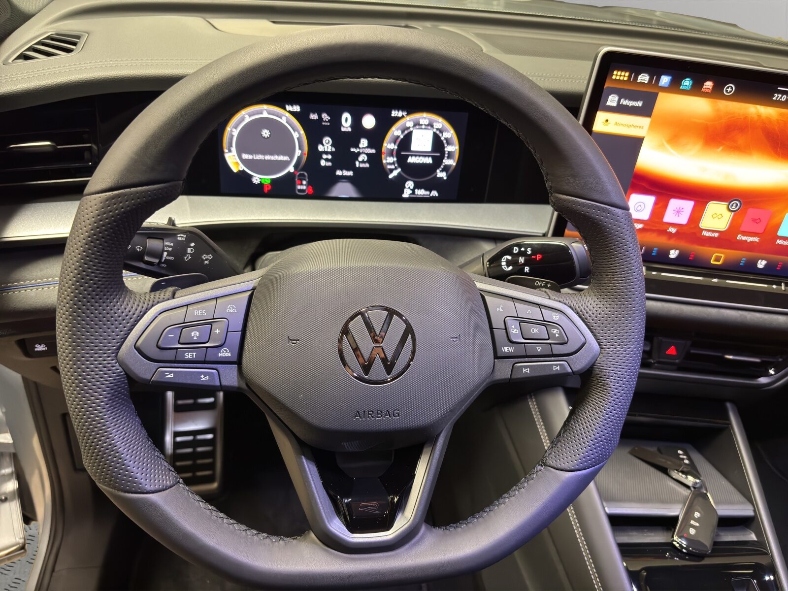 VW Tayron R-Line UNITED, Petrol, New car, Automatic - 7