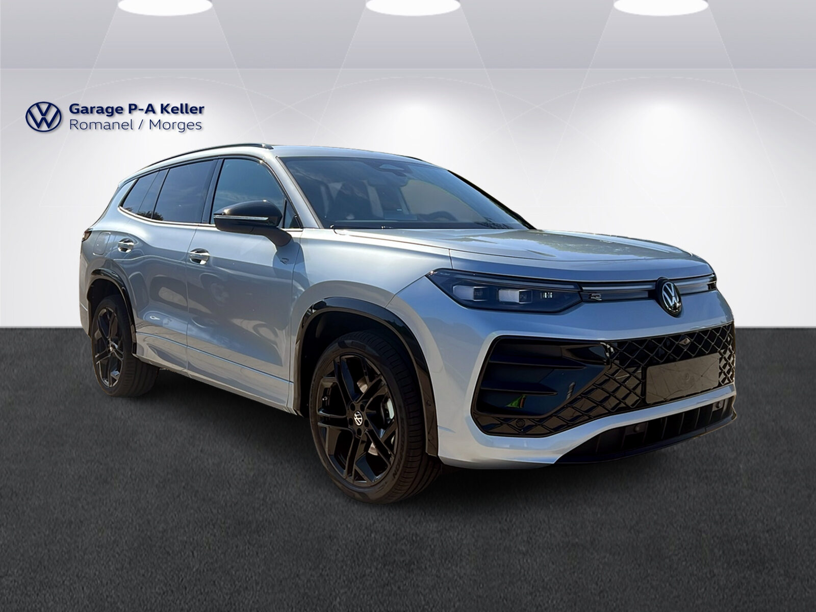 VW Tayron R-Line UNITED, Full-Hybrid Petrol/Electric, New car, Automatic - 3