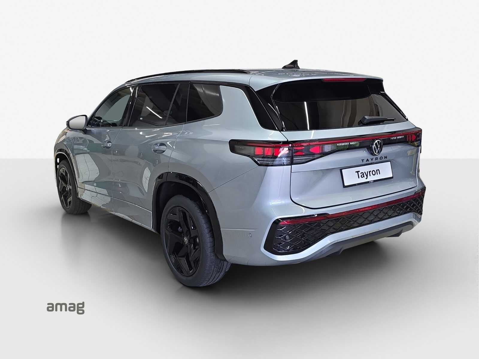 VW Tayron R-Line, Full-Hybrid Petrol/Electric, New car, Automatic - 3
