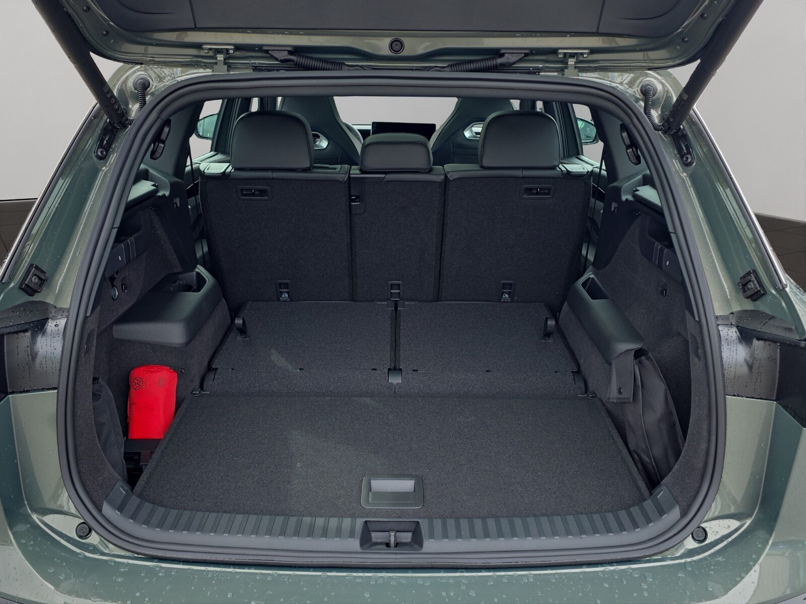 VW Tayron R-Line UNITED, Petrol, New car, Automatic - 6