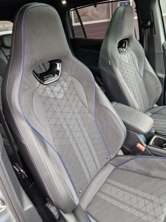 VW Tayron 2.0 TDI SCR R-Line United DSG 4motion, Diesel, Occasion / Gebraucht, Automatik - 6